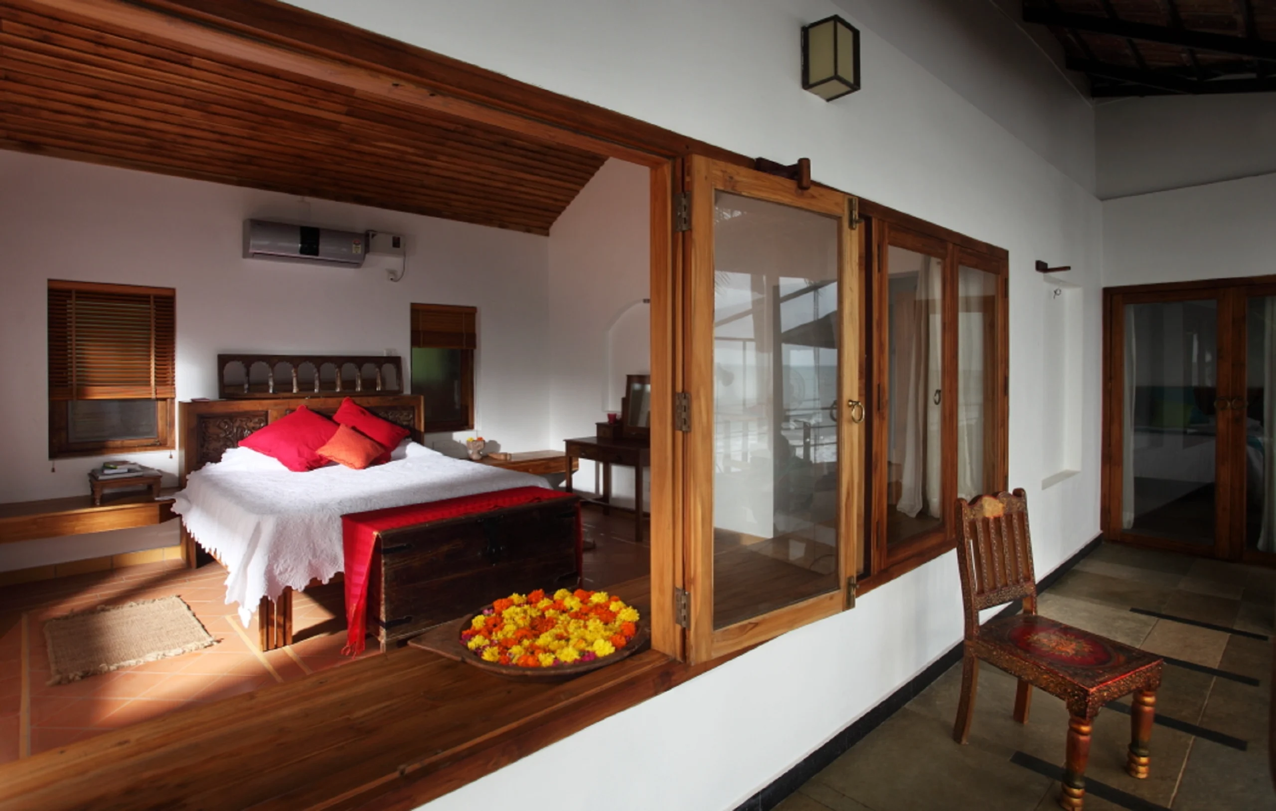 Sea view room no 1 - outside in view